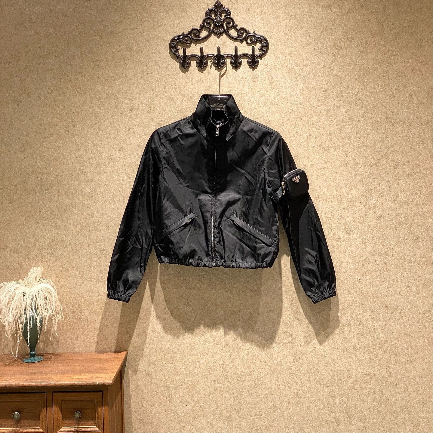 Prada Prada Pouch Detail Jacket Size 36 Size XS / US 0-2 / IT 36-38 - 1 Thumbnail