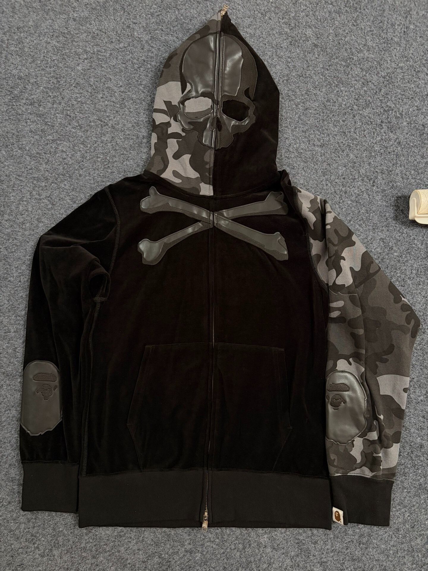 Bape × Mastermind Japan Bape J Multi Shark Sweatshirt Pullover Size US M / EU 48-50 / 2 - 1 Thumbnail