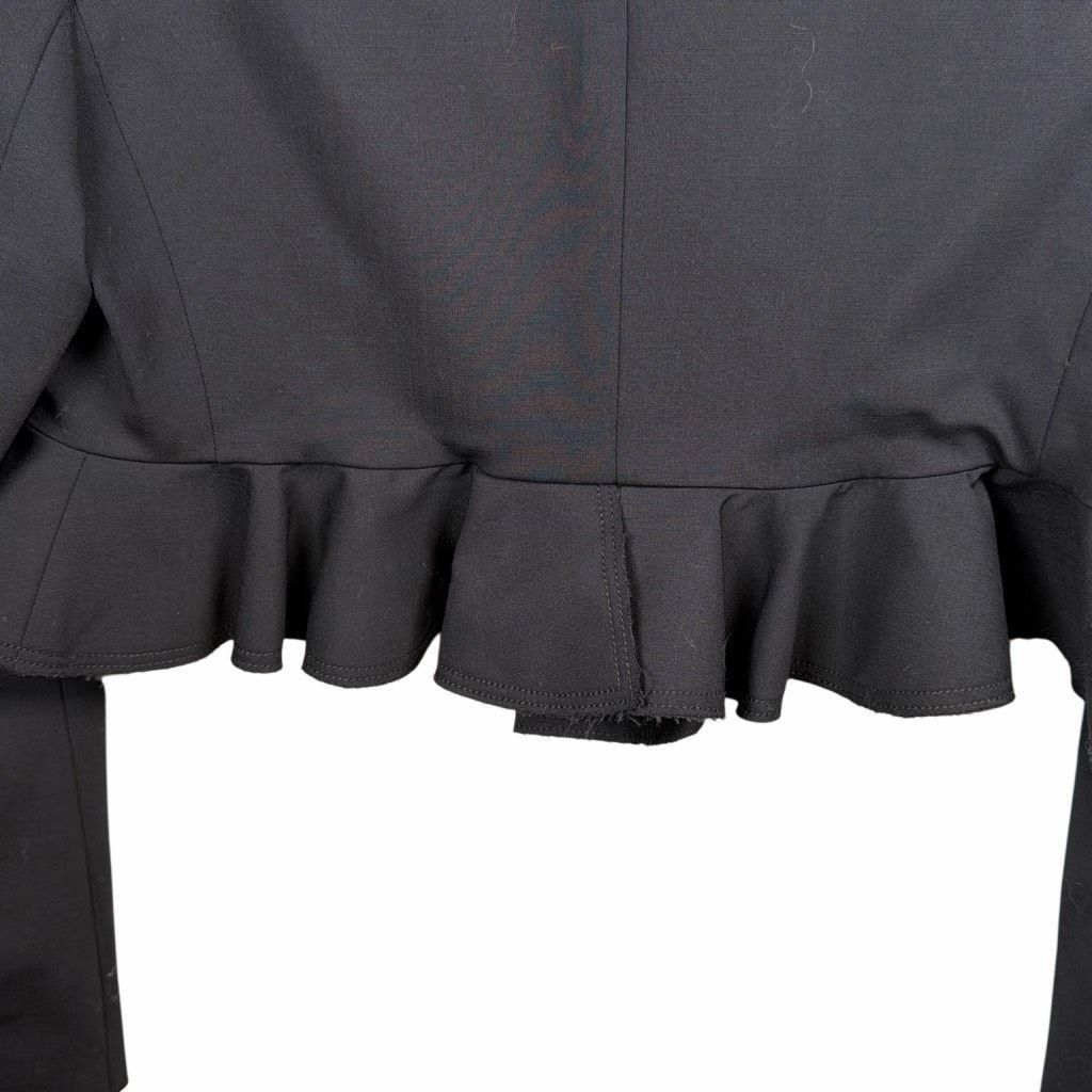 Andersons NWT J.W. Anderson Ruffled Hem Cropped Jacket in Black, Luxe Boho Tailored Style 2 (067) Size XS / US 0-2 / IT 36-38 - 13 Thumbnail
