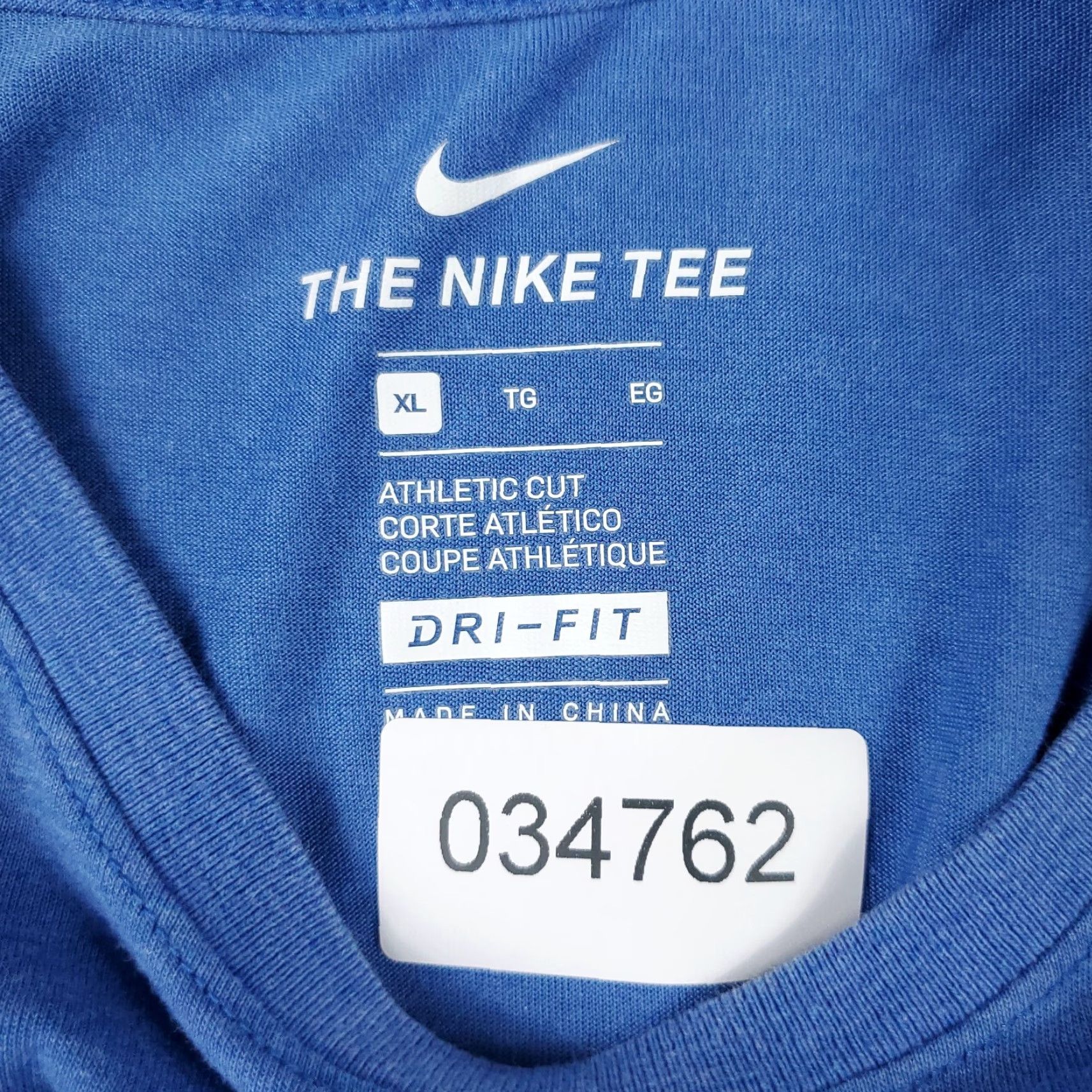 Nike Nike Dri-Fit Shirt Mens XL Blue Short Sleeve Casual Sports Size US XL / EU 56 / 4 - 7 Thumbnail