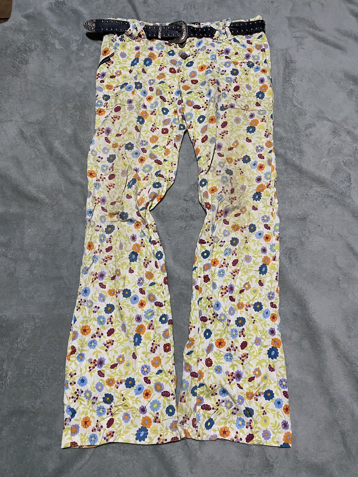 Dolce & Gabbana Vintage y2k vibes Dolce & Gabbana Floral Flare Jeans Size 32" / US 10 / IT 46 - 1 Thumbnail
