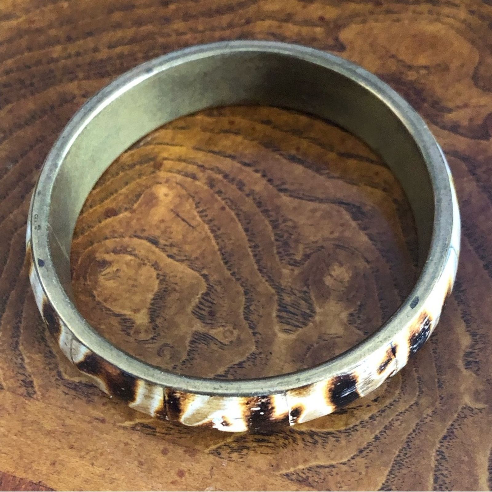 Vintage Vintage solid brass rare nautilus fossil bangle bracelet NWT Size ONE SIZE - 5 Thumbnail