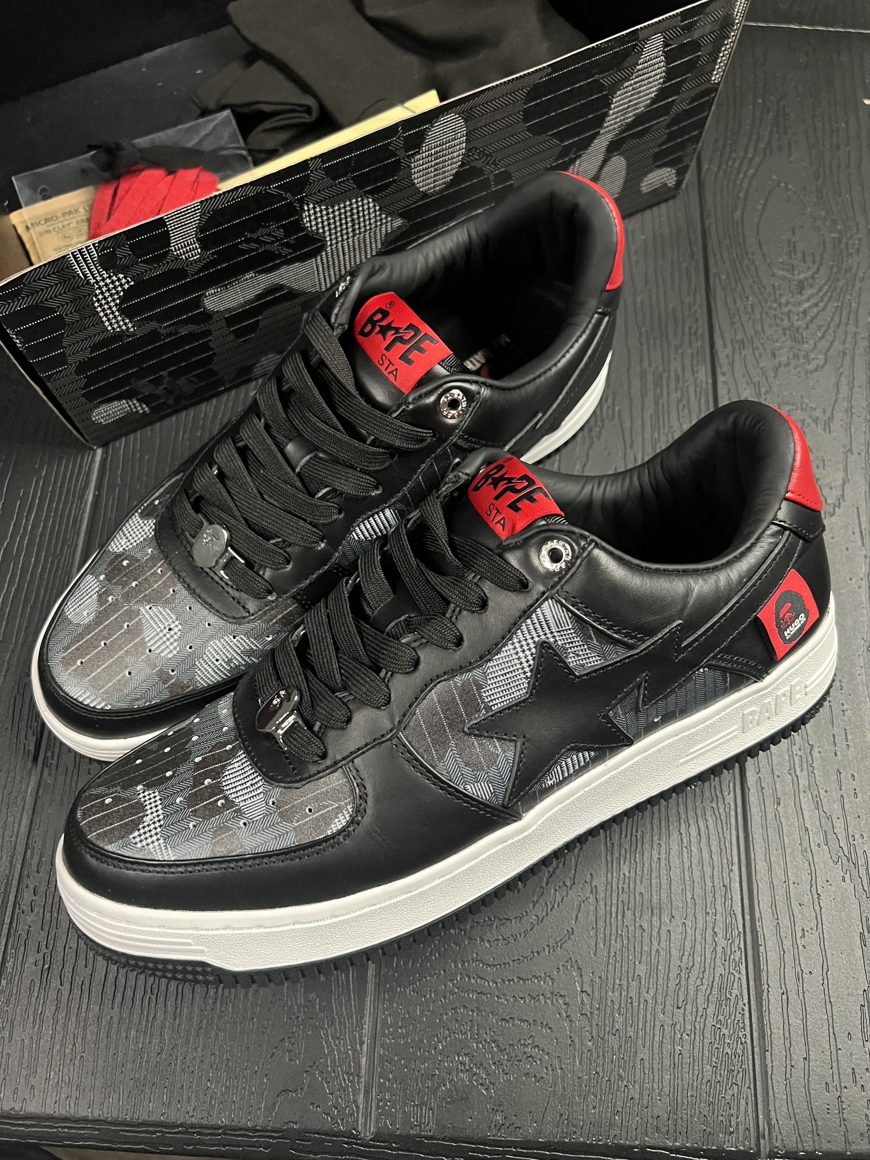 Bape × Hugo A Bathing Ape Bape Sta HUGO Size US 11 / EU 44 - 1 Thumbnail