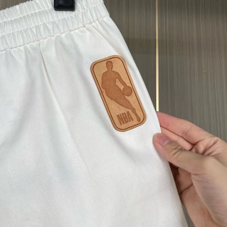 Louis Vuitton Louis Vuitton size s NBA Flocked Alphabet Shorts 2501-Nexta Size US 28 / EU 44 - 5 Thumbnail