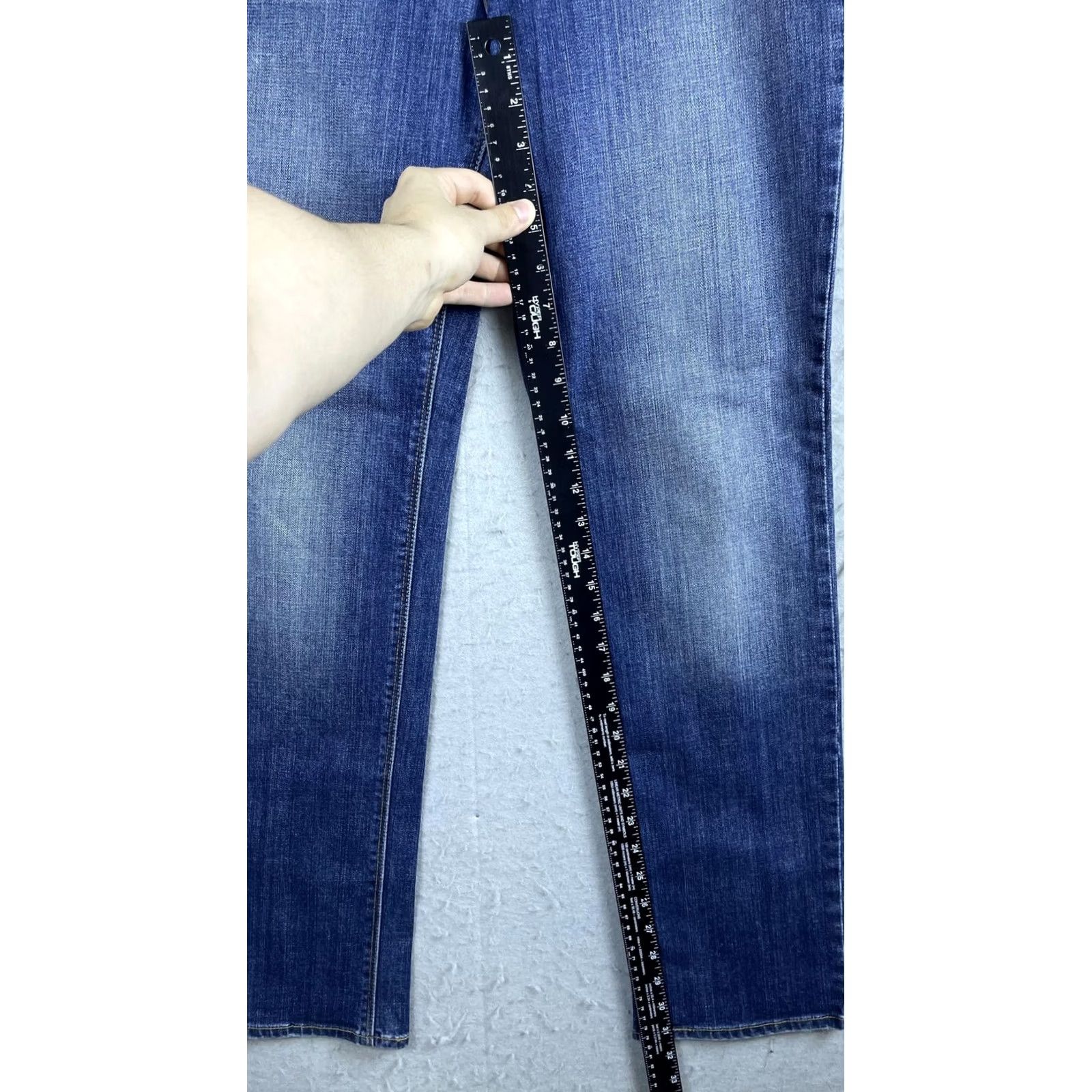 Levi's Levi's Jeans Women's 16 525 Perfect Waist Straight Leg Mid Rise Denim 36x30 Blue 5-Pocket Zipper Button Cotton Blend Spandex Jeans Size 38" / US 16 / IT 52 - 4 Thumbnail
