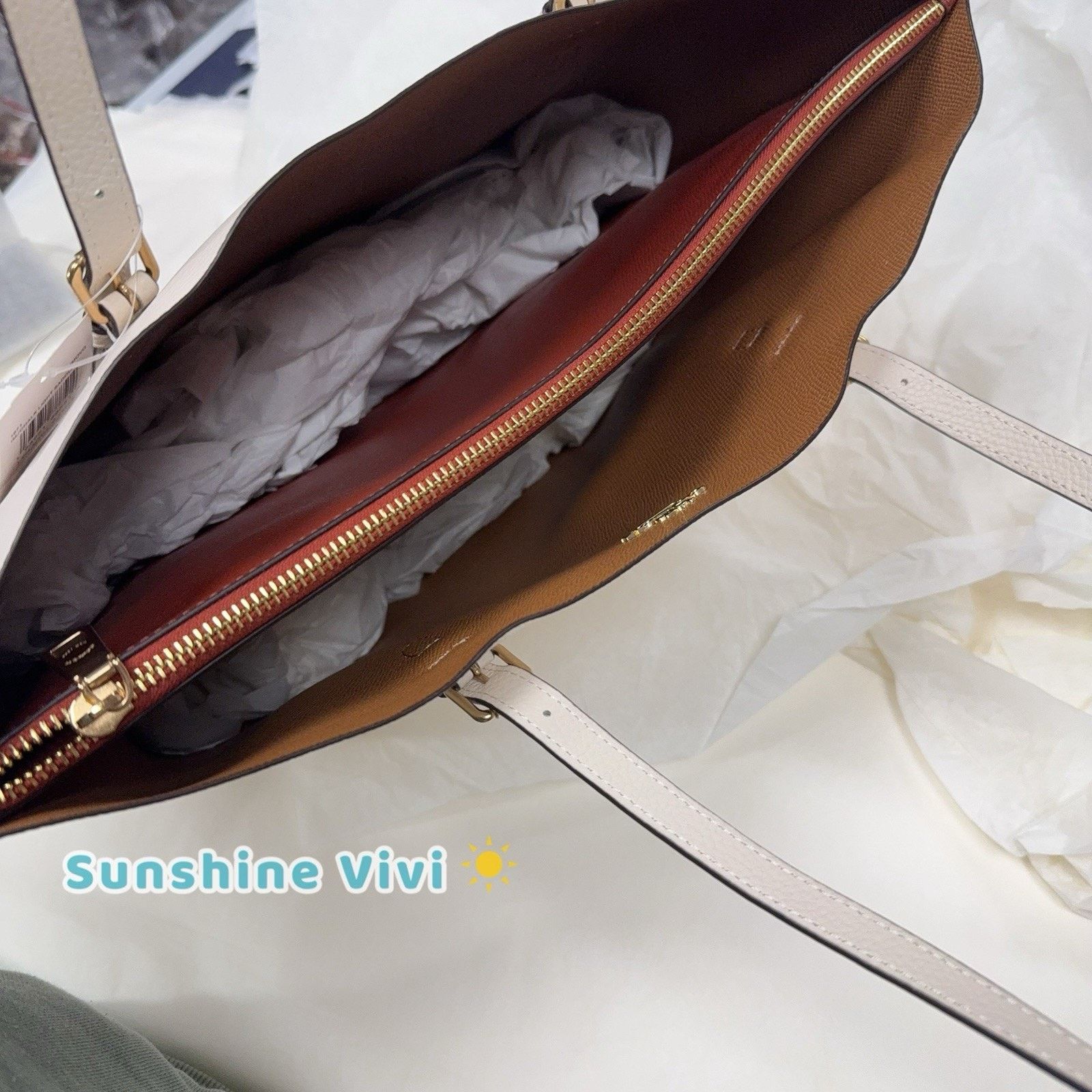 Coach NWT Coach 1671 Mollie Leather Chalk/Light Saddle Large Tote Size ONE SIZE - 3 Thumbnail