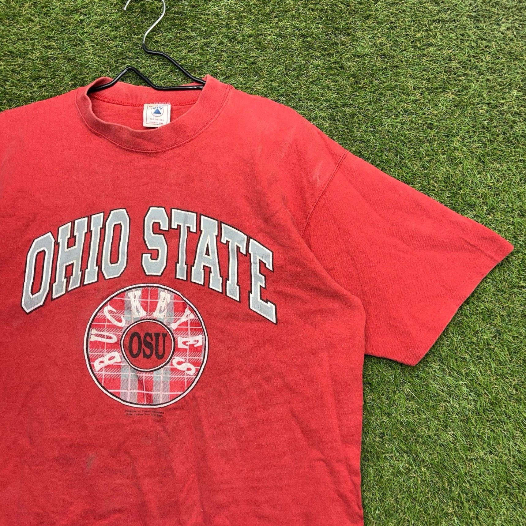 Vintage VINTAGE American Vintage Ohio State Shirt Mens XL 90s 1997 Buckeyes OSU Crew Neck Short Sleeve Cotton Red Logo Puffy Print T-Shirt Mens Size US XL / EU 56 / 4 - 5 Thumbnail