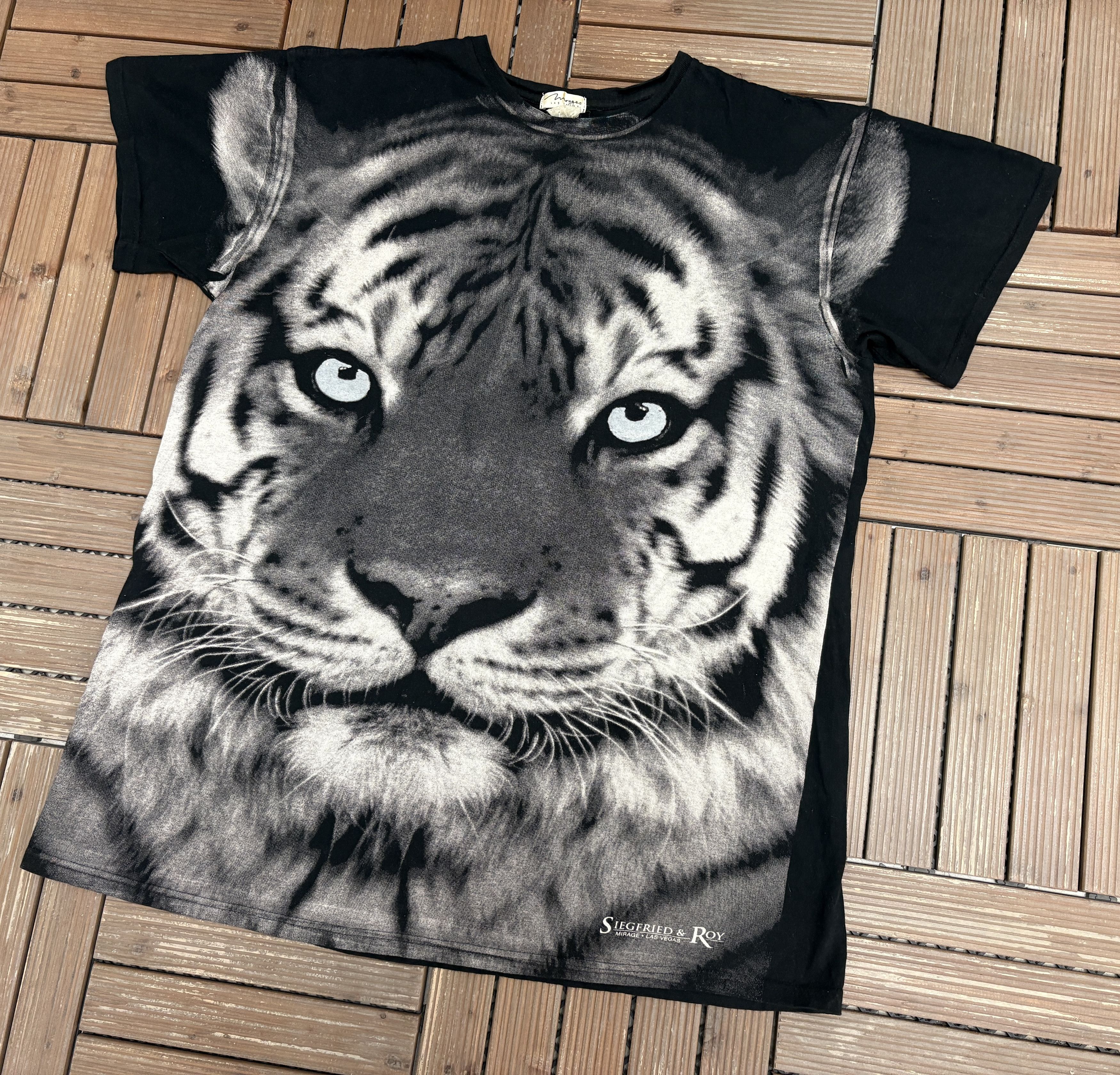 Vintage Siegfried & Roy Mirage, Las Vegas Vintage Tee Size US XXL / EU 58 / 5 - 2 Thumbnail