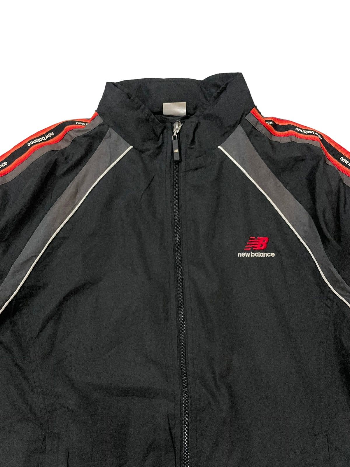 New Balance Vintage New Balance Zip Spell Out Windbreaker Sport Jacket Size US M / EU 48-50 / 2 - 5 Thumbnail