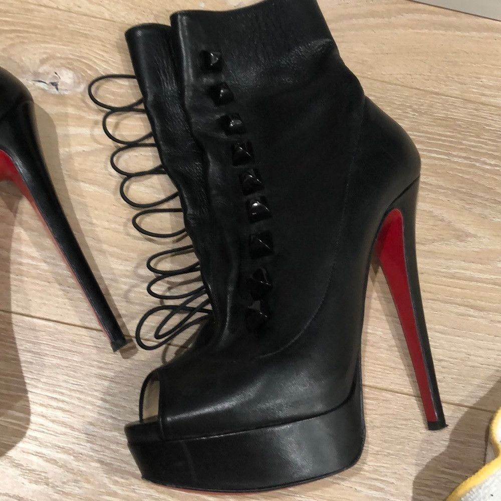 Christian Louboutin Christian Louboutin Alta Bouton 150 Napa/Pyramid Size US 7 / IT 37 - 6 Thumbnail