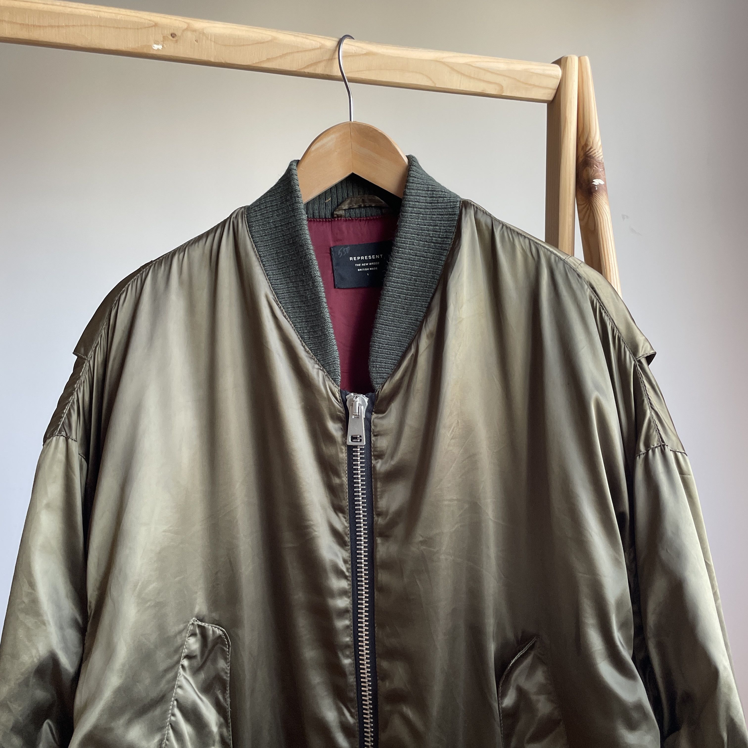 Represent Clo. Represent Clo. The New Breed AW2017 Satin Military Bomber Size US L / EU 52-54 / 3 - 4 Thumbnail