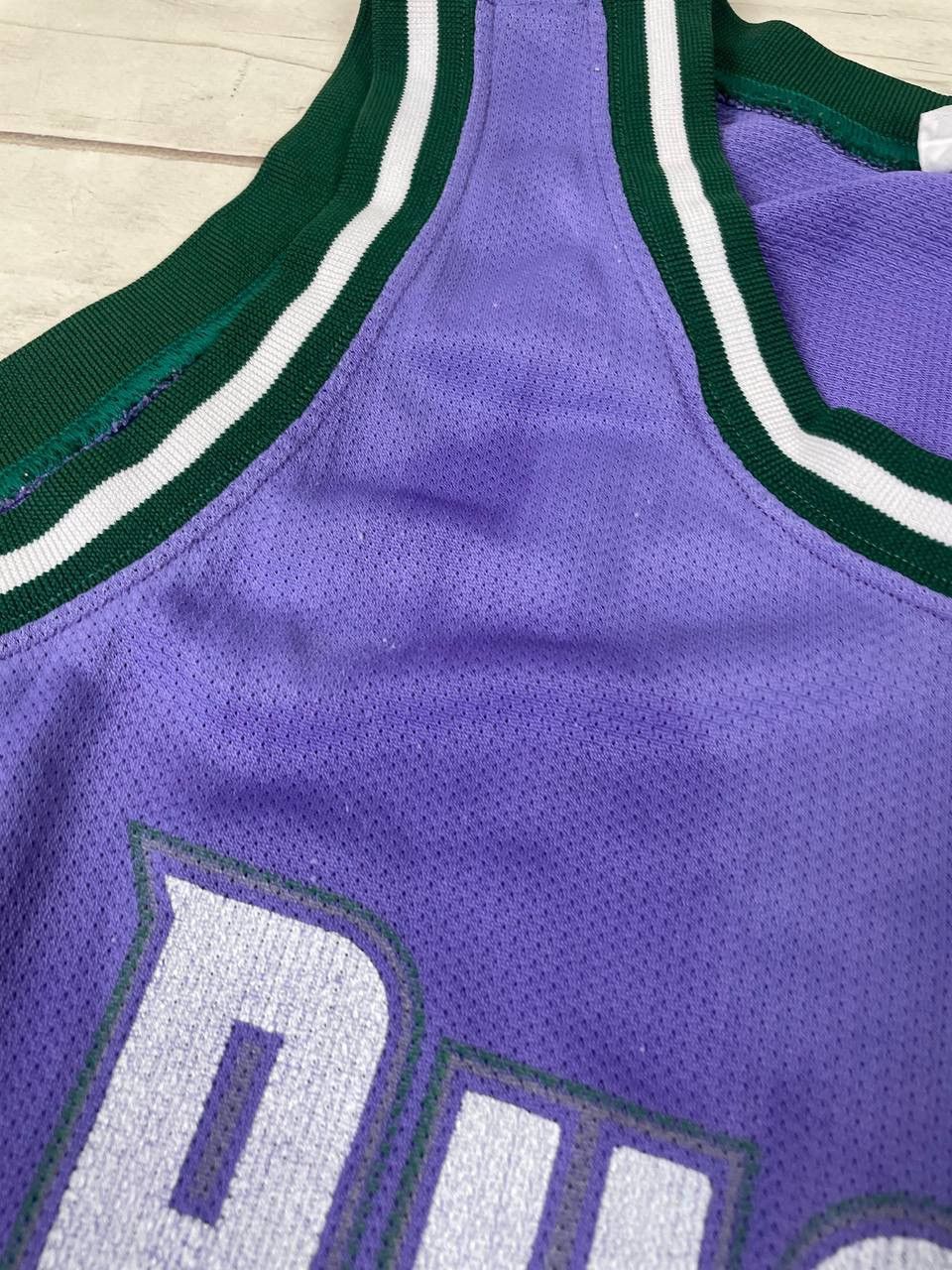 Champion Vintage Champion Milwaukee Bucks Robinson #13 NBA Jersey Size US XL / EU 56 / 4 - 14 Thumbnail