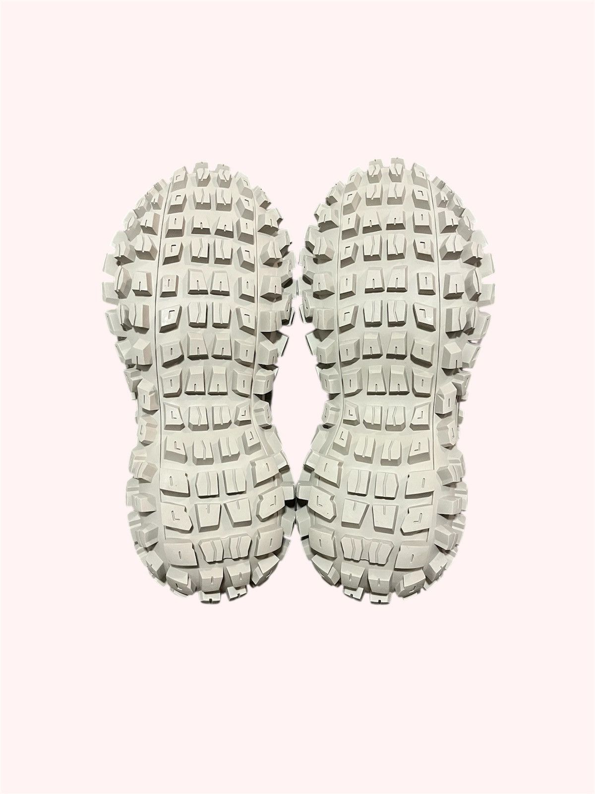 Balenciaga Defender Clogs Beige Size US 11 / EU 44 - 6 Thumbnail