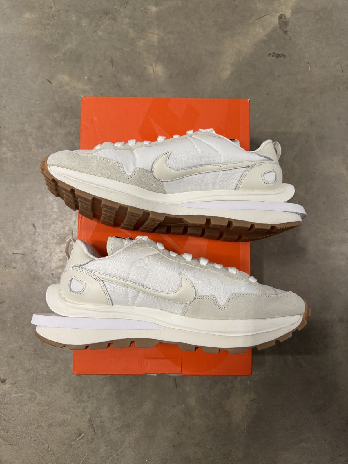 Nike × Sacai Nike x Sacai Vaporwaffle Sail Gum Size 11.5 Size US 11.5 / EU 44-45 - 3 Thumbnail