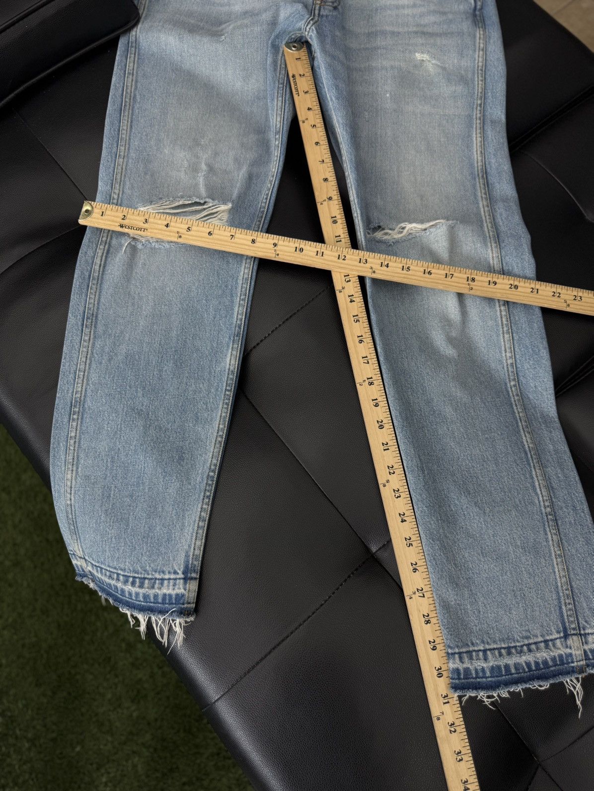 Gucci Gucci Blue Denim Jeans Lot 27 Size (36) $1500 Retail Cost Size US 36 / EU 52 - 6 Thumbnail