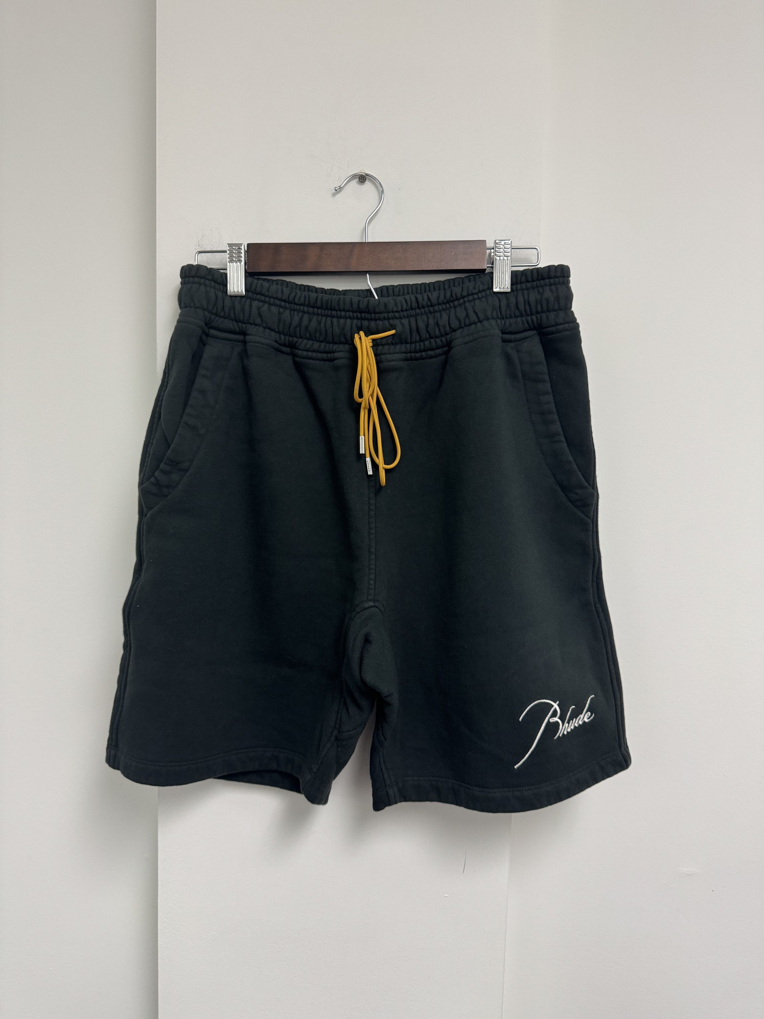 Rhude Rhude Script Sweatshorts Size US 34 / EU 50 - 1 Thumbnail