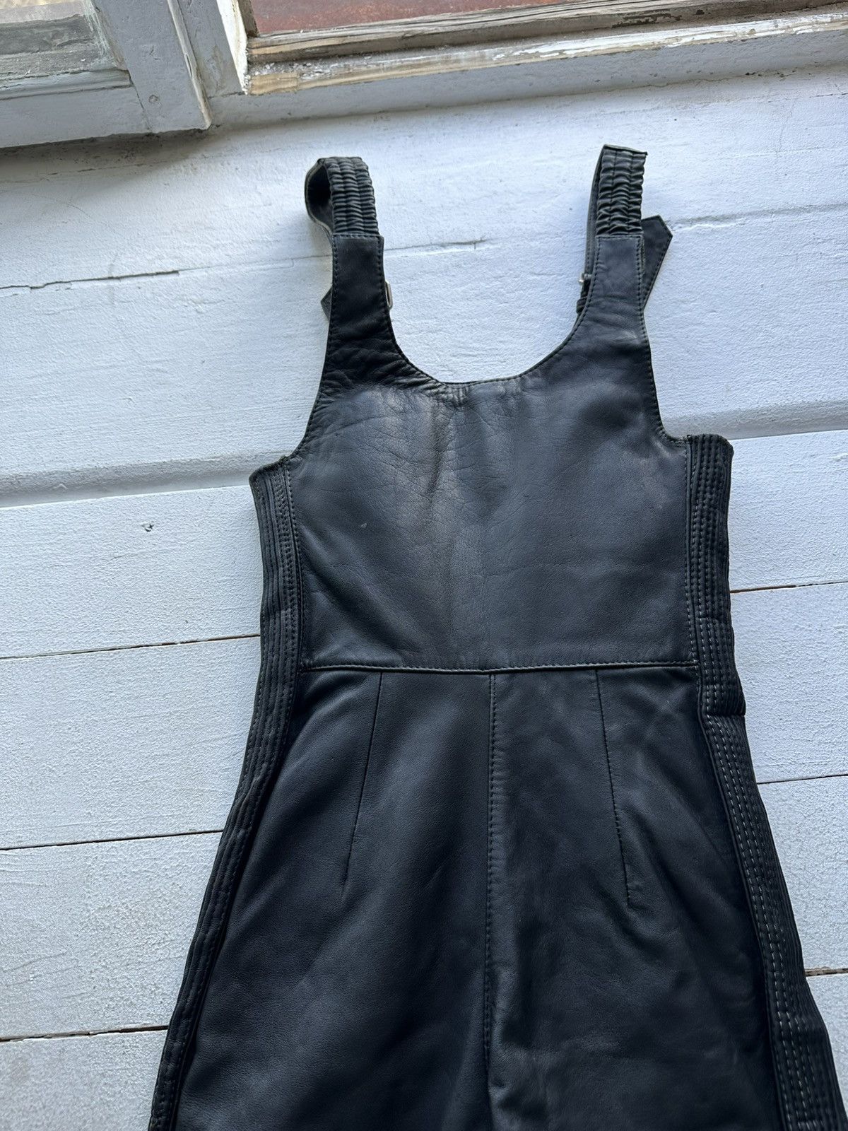Leather IXS🚨BLACK LEATHER Racing Team Jumpsuit/Coverall LIKE yamaha Size 24" / US 00 / IT 34 - 13 Thumbnail