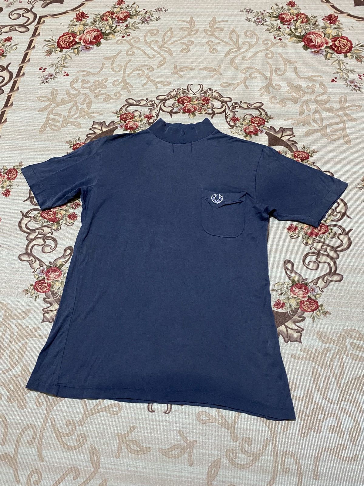 Vintage 70s Fred Perry Long Neck Tshirt Size US S / EU 44-46 / 1 - 2 Thumbnail