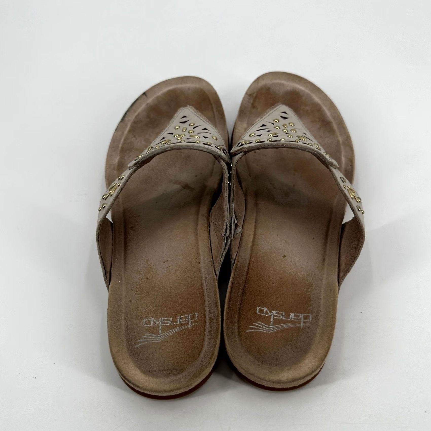 Dansko VINTAGE Dansko Benita Flip Flop Sandal 38 Ivory Leather Studded Laser Cut Thong Sandals Womens Size US 8 / IT 38 - 4 Thumbnail