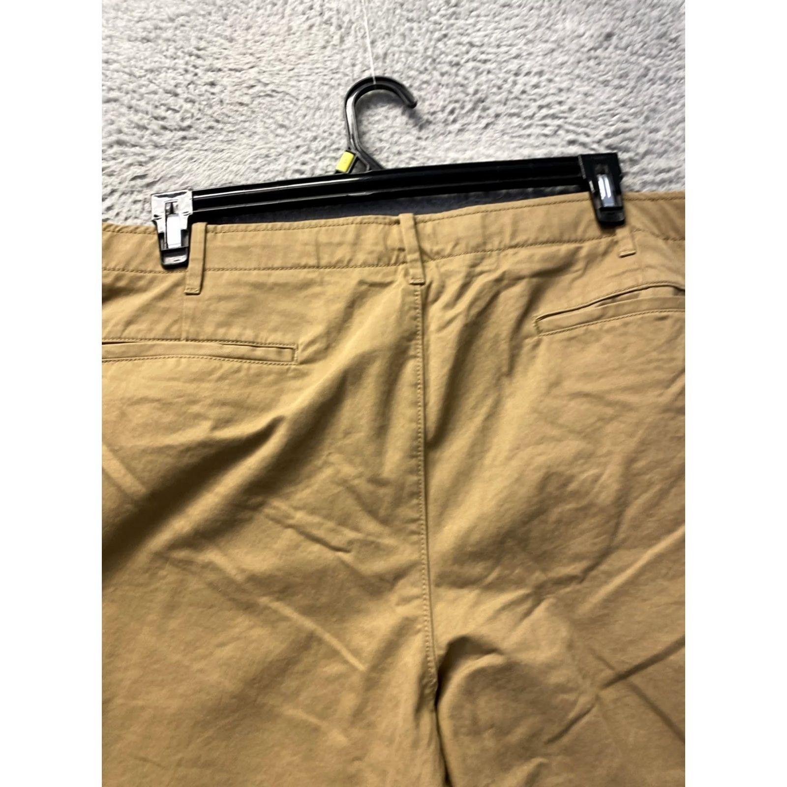 Gap GAP Men's Chino Pants 42x34 Light Brown Classic Fit Straight Leg Mens Regular 34 Inseam Cotton Slit? (Note: "Slash Pocket" not "Slit") Size US 42 / EU 58 - 7 Thumbnail