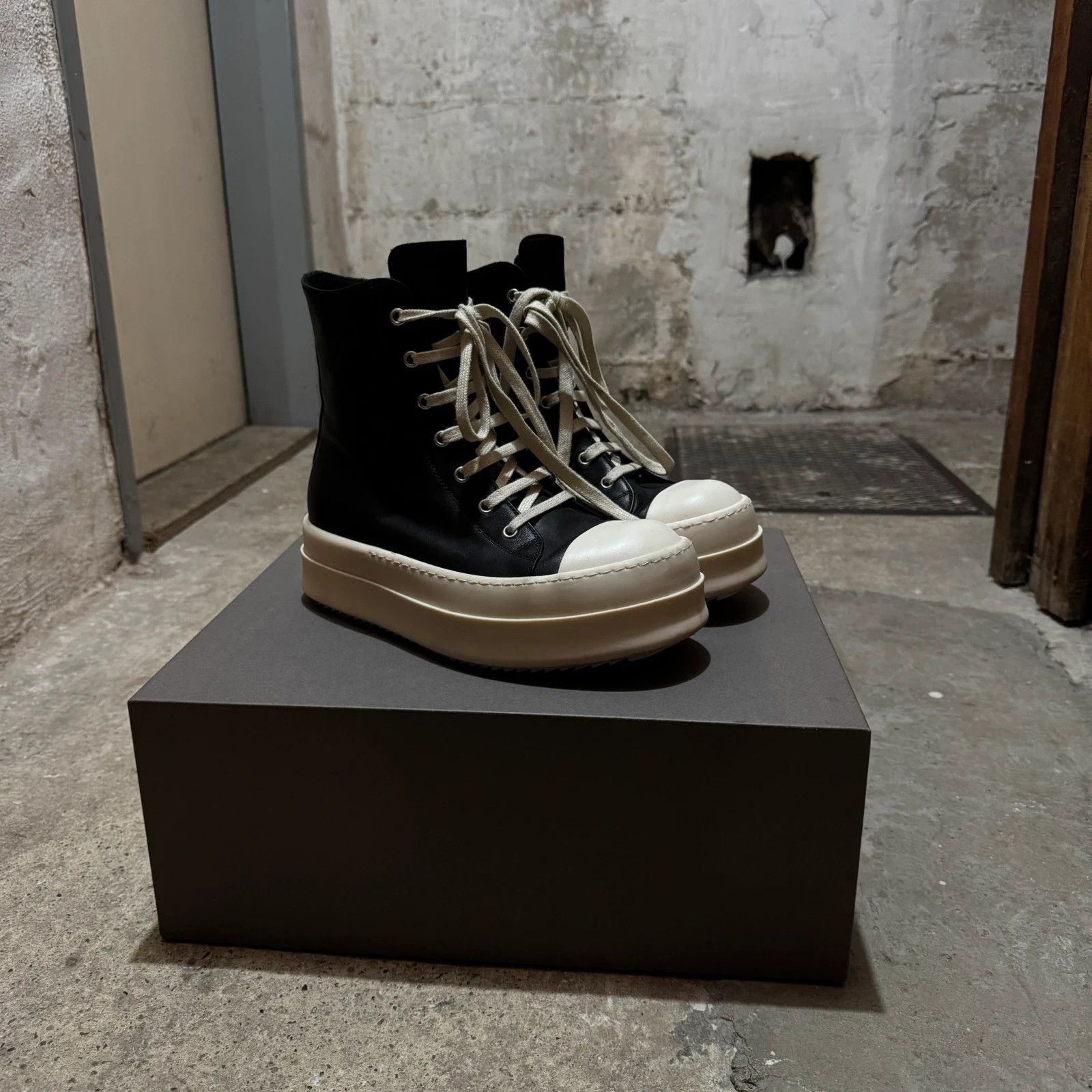 Rick Owens Rick owens mega bumber high top ramones Size US 9 / IT 39 - 2 Thumbnail