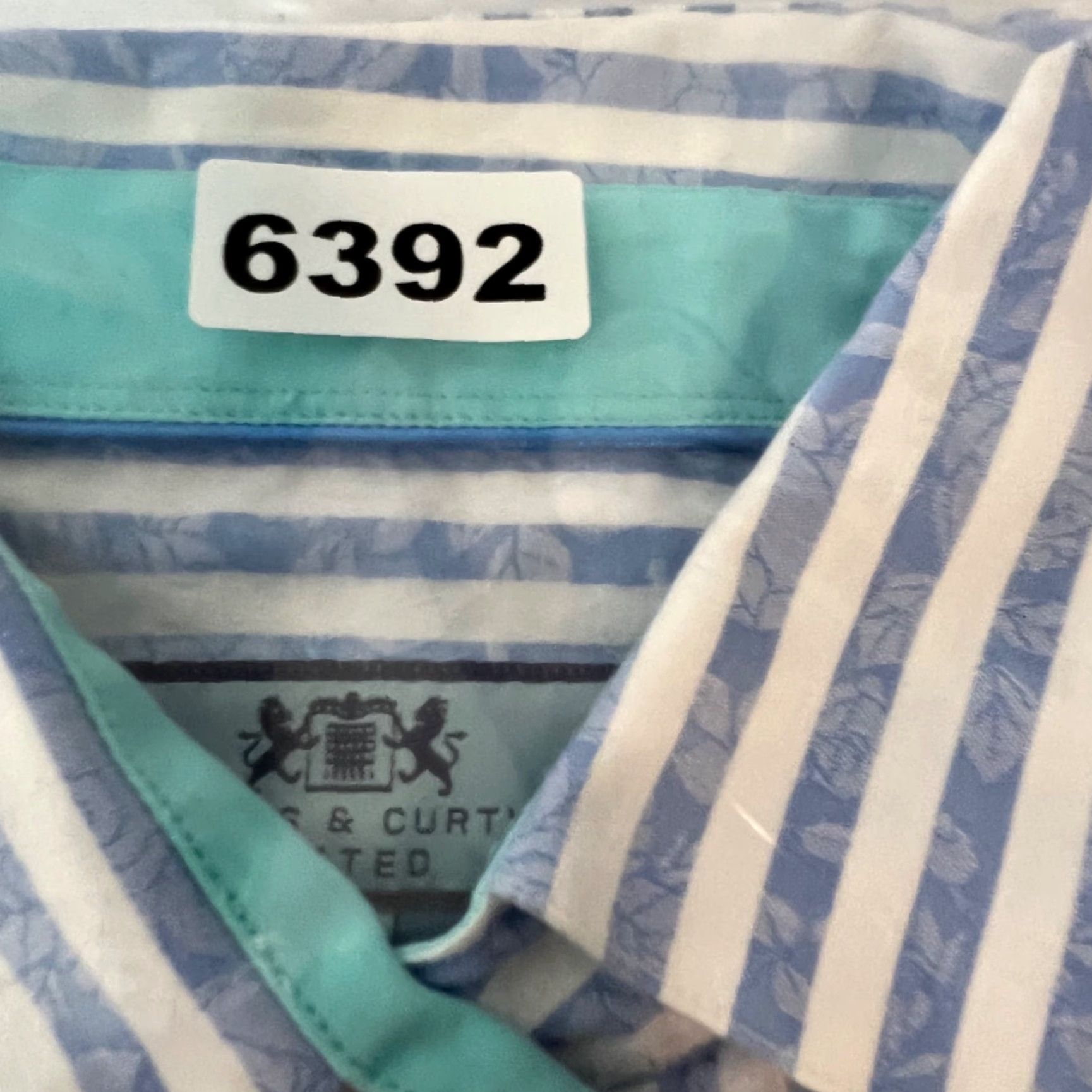 Vintage Hawes & Curtis Womens Size 10 UK Blue & White Striped Fitted Button-Down Shirt Ladies Casual Shirt Size L / US 10 / IT 46 - 7 Thumbnail