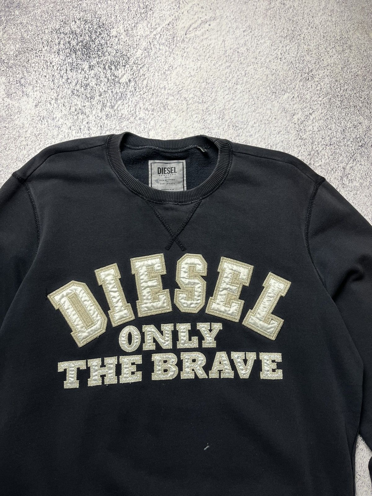 Other Vintage Diesel Distressed Big Ligo Sweatshirt Y2K Size US M / EU 48-50 / 2 - 8 Thumbnail