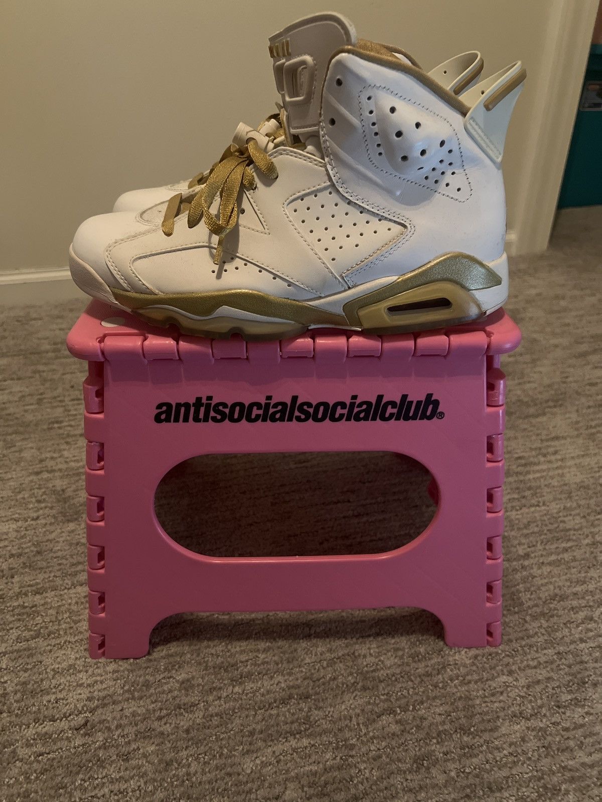 Jordan Brand Jordan retro 6 “Golden moments pack” Size US 8 / EU 41 - 1 Thumbnail