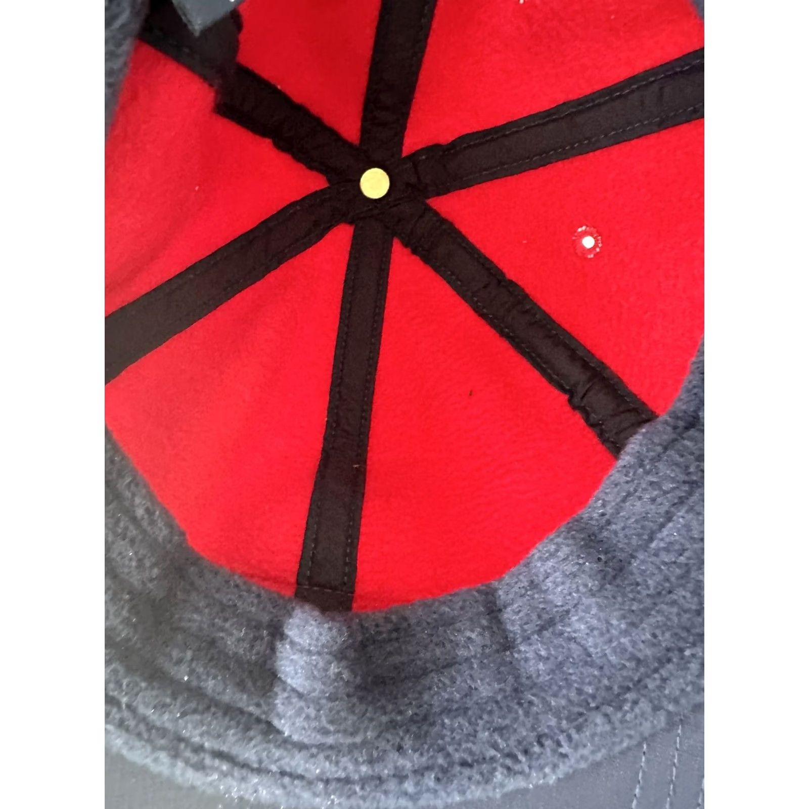 Tommy Hilfiger VINTAGE Tommy Hilfiger Hat Cap Red Fleece Blue Brim 90s VTG Strapback Coldstop Men Size US M / EU 48-50 / 2 - 6 Thumbnail
