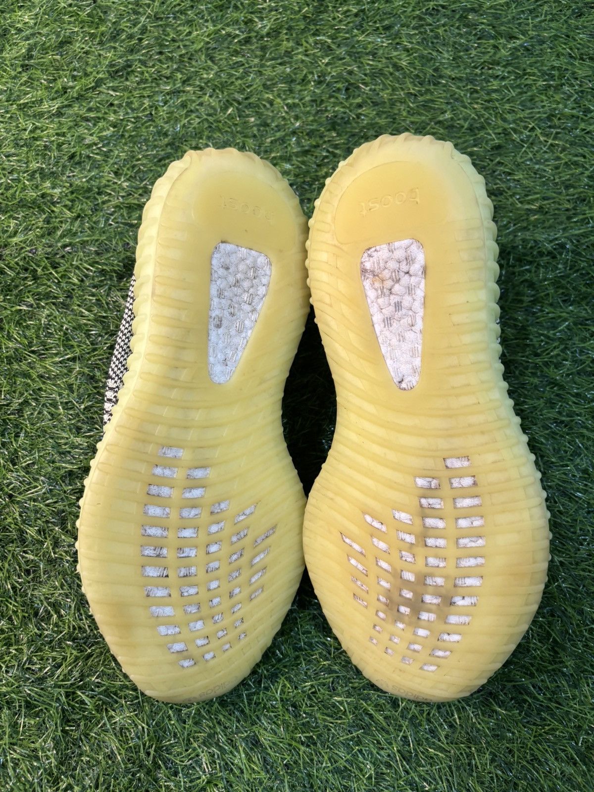 Adidas Yeezy 350 yeezreel non reflective Size US 10 / EU 43 - 5 Thumbnail