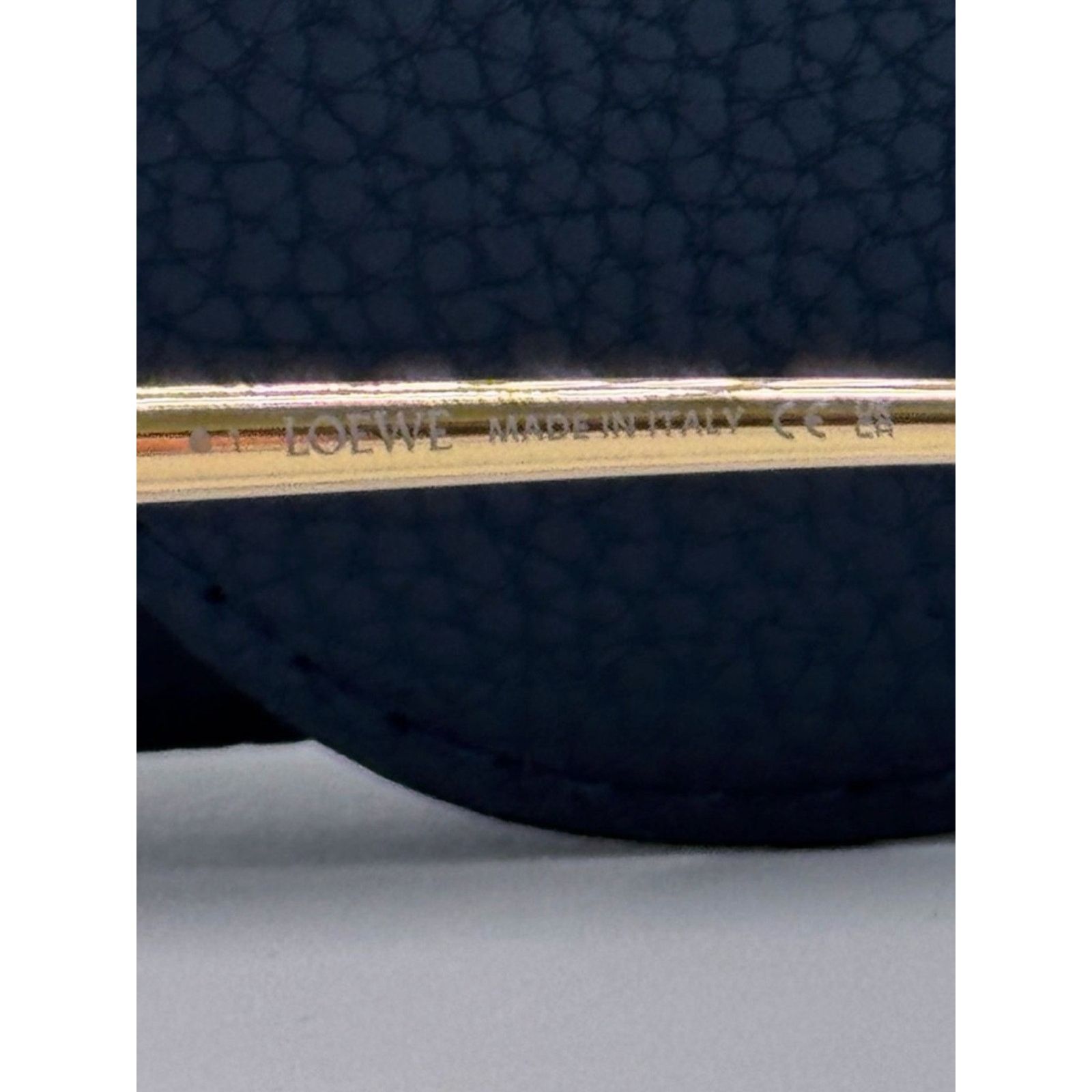 Loewe New! Loewe LW40164U 32U Sky Slim Metal Frame Authentic Size ONE SIZE - 11 Thumbnail