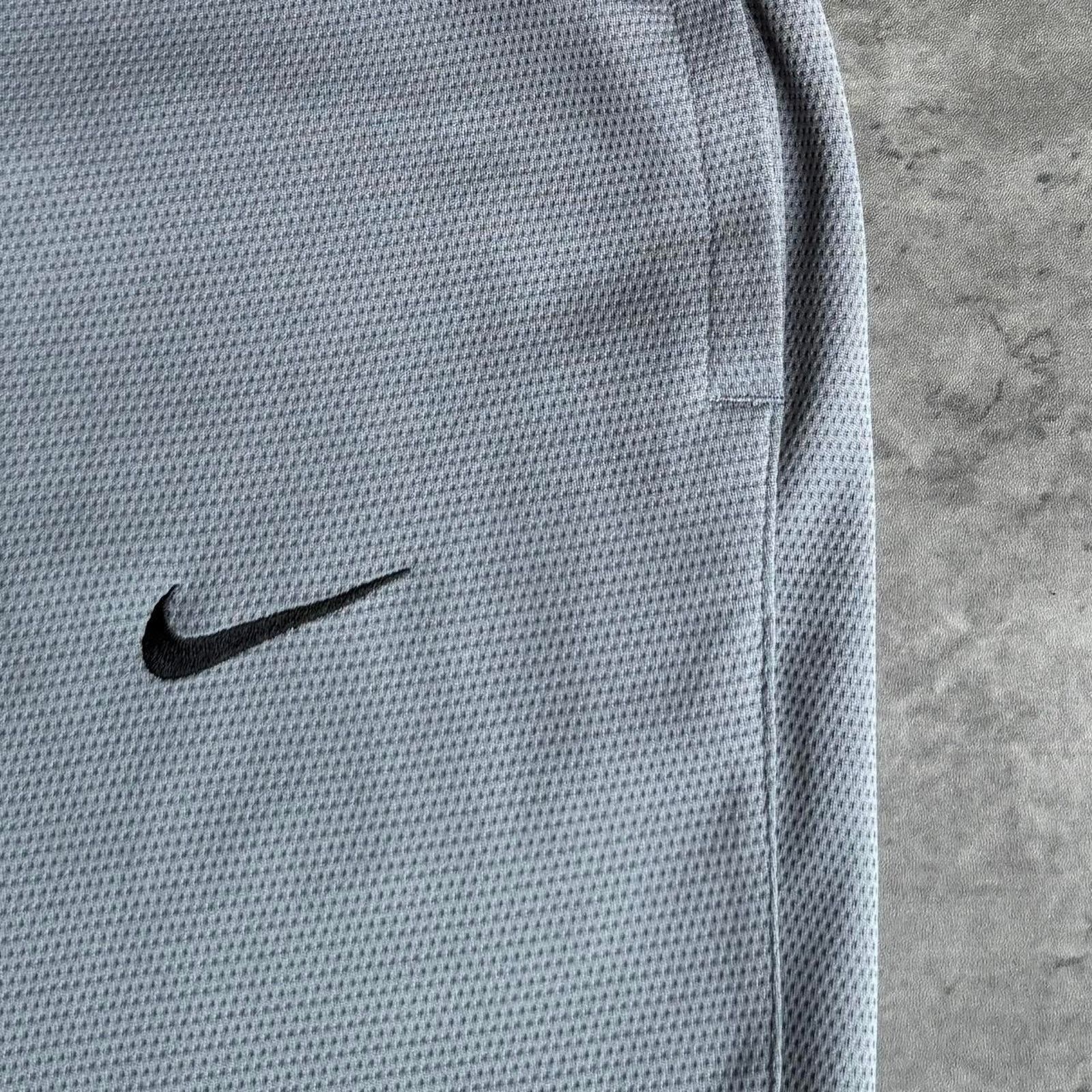 Nike × Nike ACG × Vintage Crazy Vintage Y2K Nike Grey Essential Streetwear Sweatpants Size US 30 / EU 46 - 3 Thumbnail