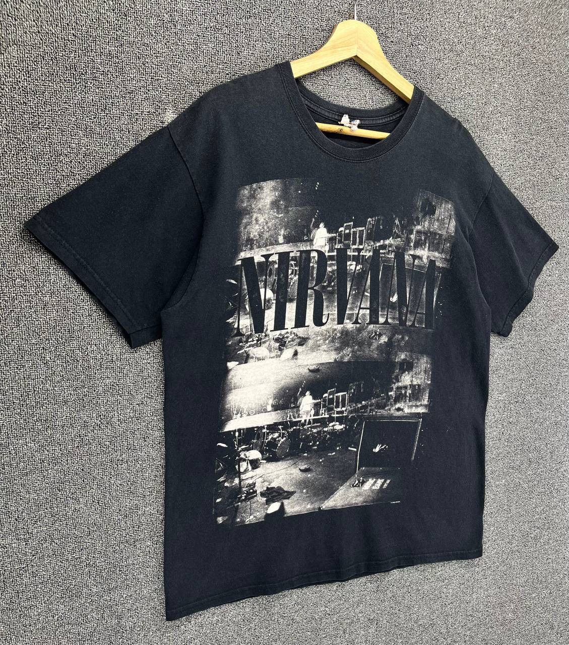 Band Tees × Nirvana Vintage Y2K Nirvana Punk Rock Band Tees T Shirts Size US L / EU 52-54 / 3 - 2 Thumbnail