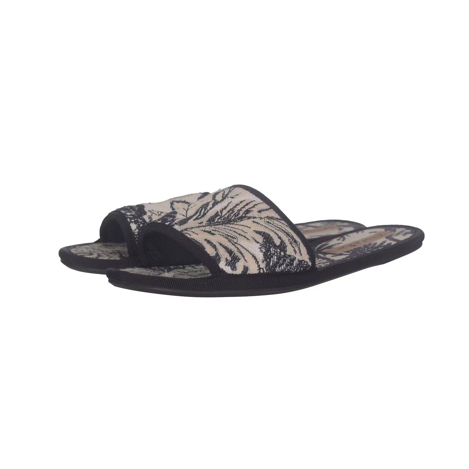 Dior Dior Embroidered Slippers Italy Size US 7 / EU 40 - 1 Thumbnail