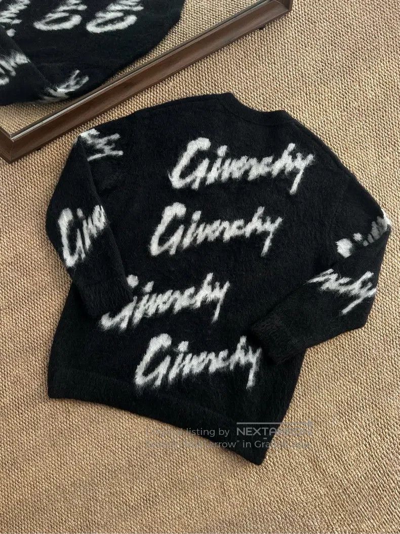Givenchy Givenchy Mohair Logo printed V-neck single-breasted long-s Size US M / EU 48-50 / 2 - 2 Thumbnail