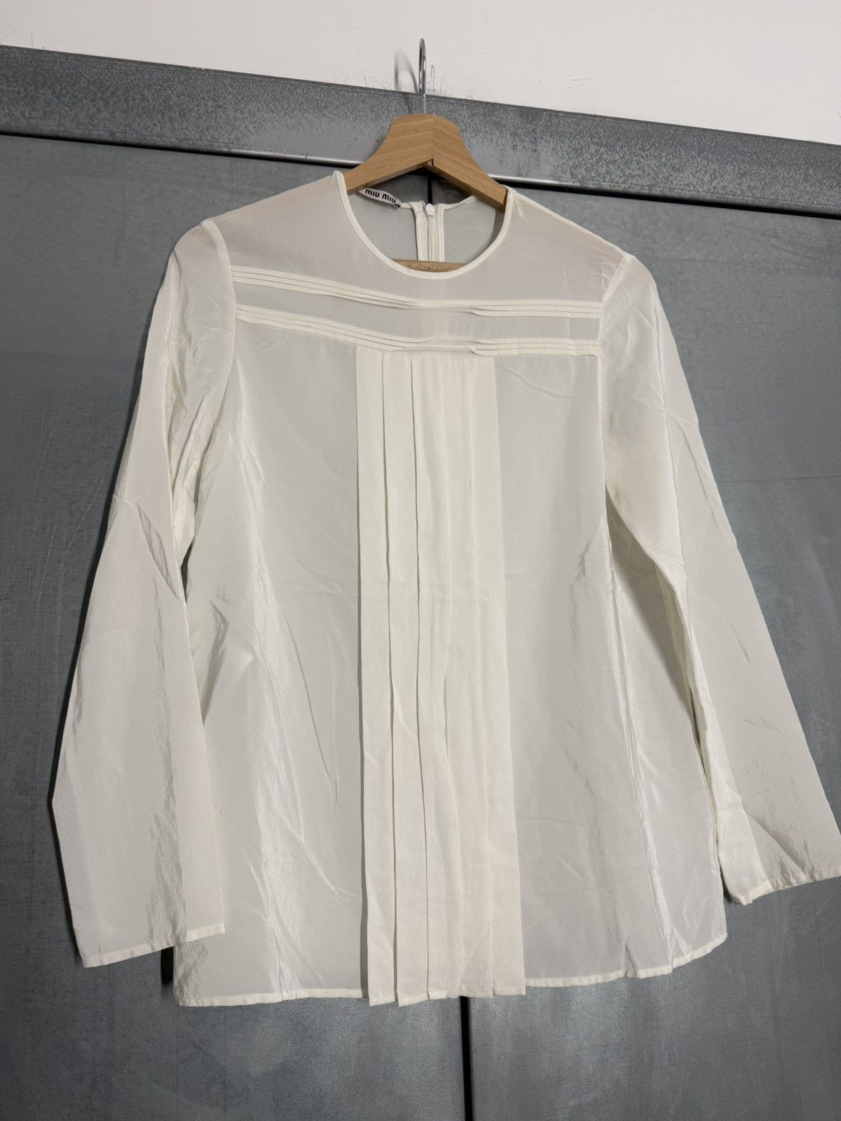 Miu Miu Miu Miu Silk 1/3 Back Zip Blouse Size S / US 4 / IT 40 - 3 Thumbnail