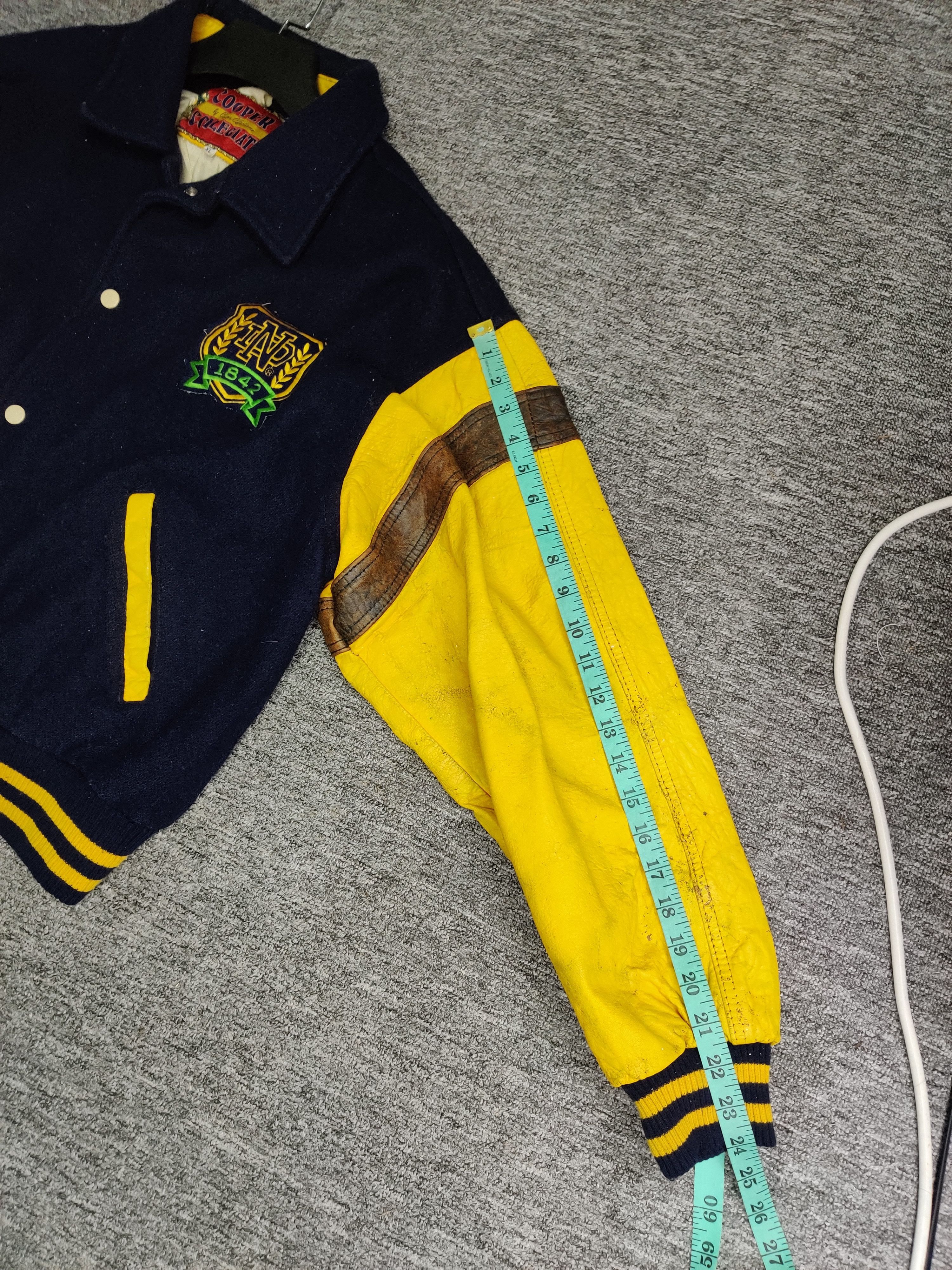 Vintage Vintage 90s Cooper Collegiate Wool Varsity Leather Jacket Size US XL / EU 56 / 4 - 18 Thumbnail