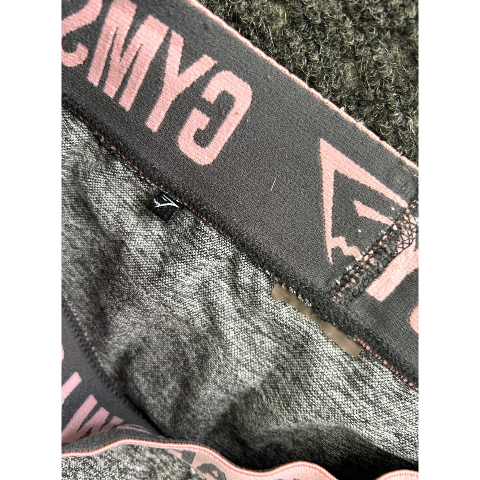 Gymshark Gymshark Leggings M Women Regular Gray Two tone Seamless Contour Flex Two Tone Athletic Gym & Training Yoga Pants Midi? Size 32" / US 10 / IT 46 - 3 Thumbnail