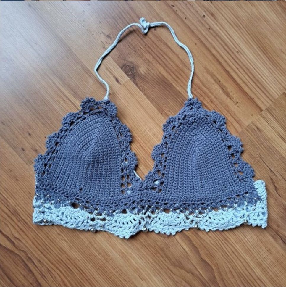 Handmade Crochet bralette Size M / US 6-8 / IT 42-44 - 4 Thumbnail