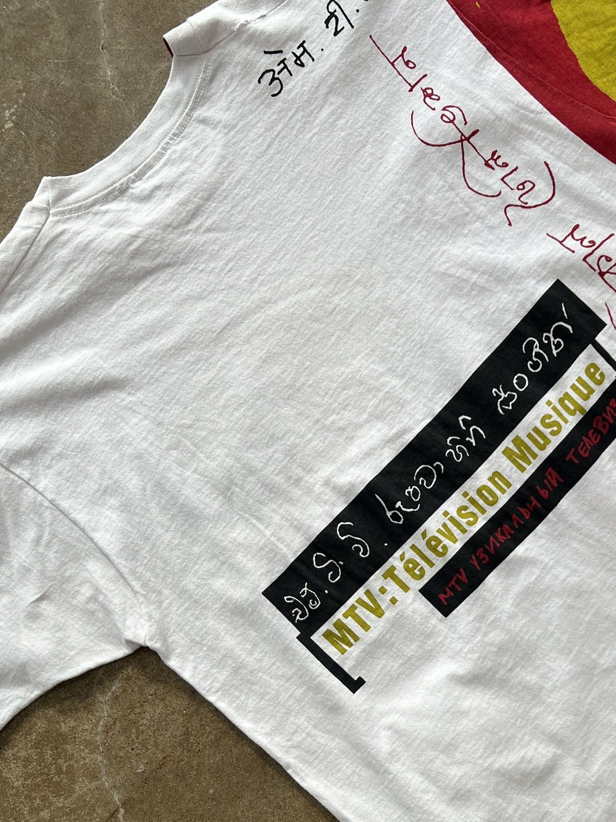 Vintage Vintage 90s MTV AOP Musik Fernsehen Single Stitch Tee XL Size US XL / EU 56 / 4 - 4 Thumbnail