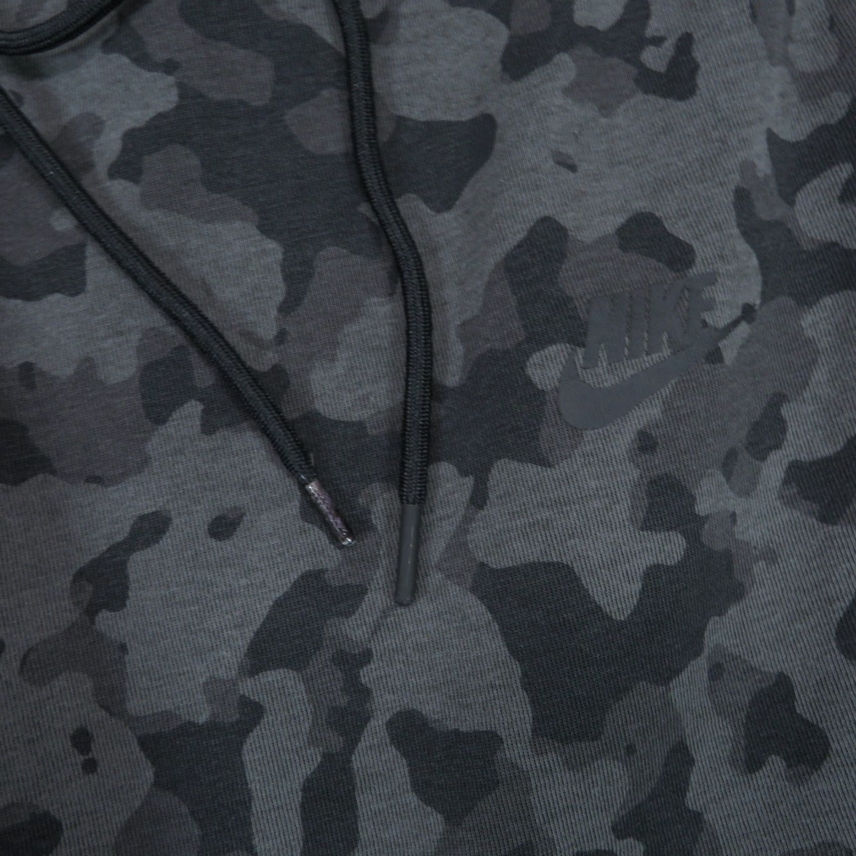 Nike Nike Tech Fleece Pants Men Large Camo Jogger Sweatpant NSW Black Gray NSW Size US 33 - 5 Thumbnail