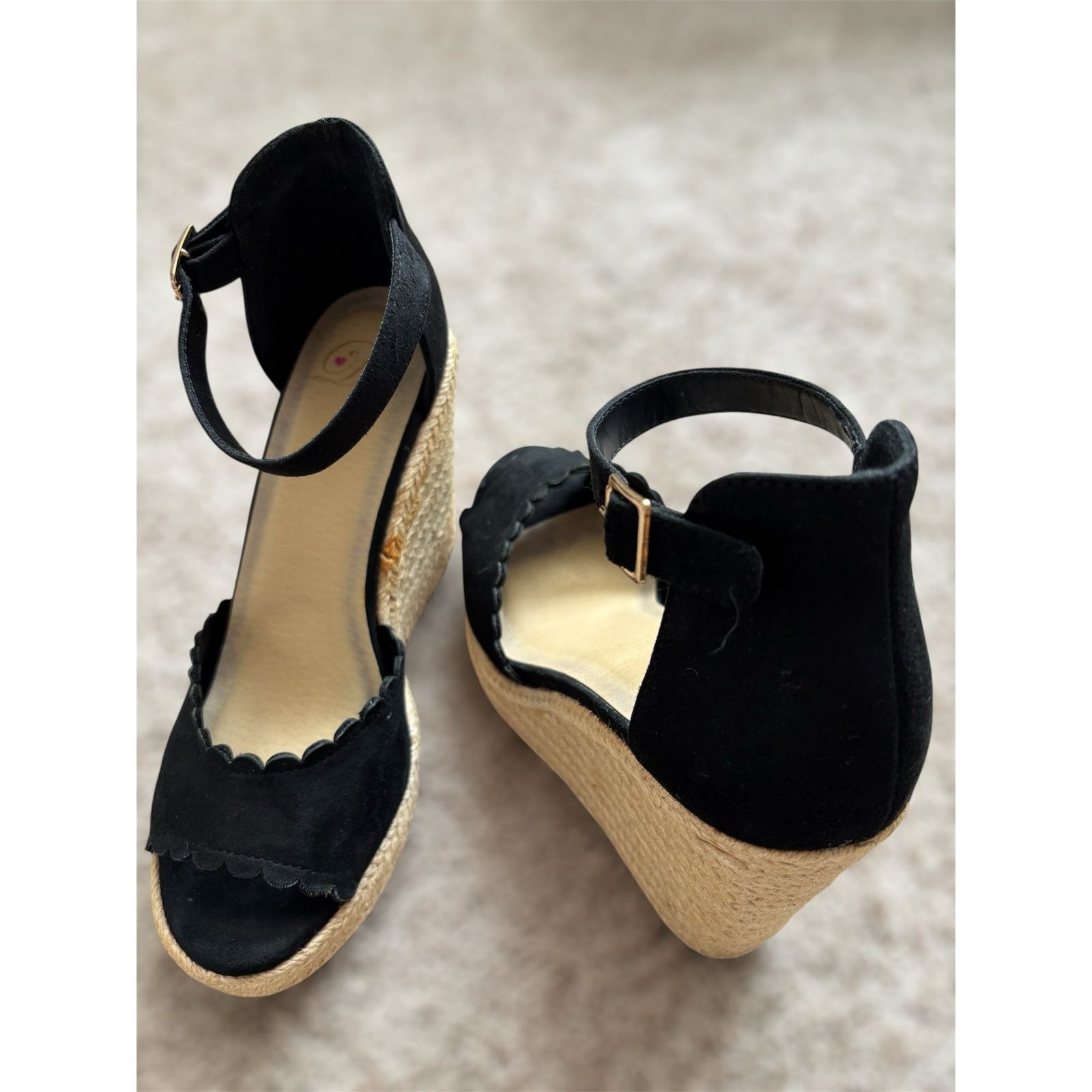 The Unbranded Brand Heart in D Espadrille Wedges Size 9 Size US 9 / IT 39 - 1 Thumbnail