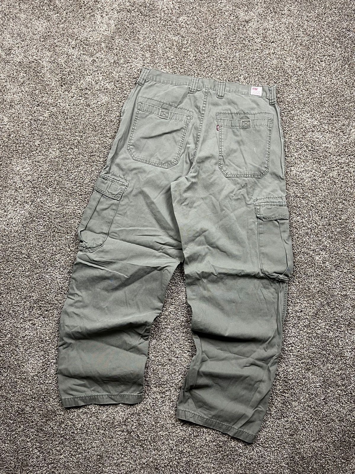 Vintage Levis dry goods khaki cargo Made In USA zipper legs