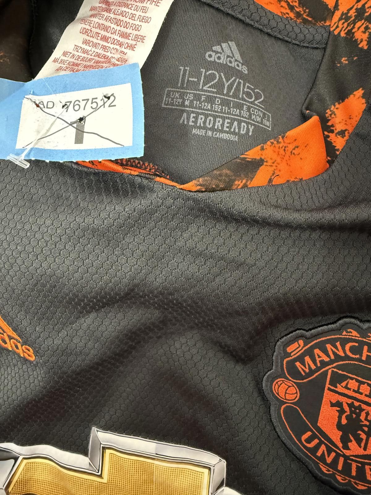 Adidas Manchester United De Gea #1 Long Sleeve Football Jersey Kids Size ONE SIZE - 2 Thumbnail