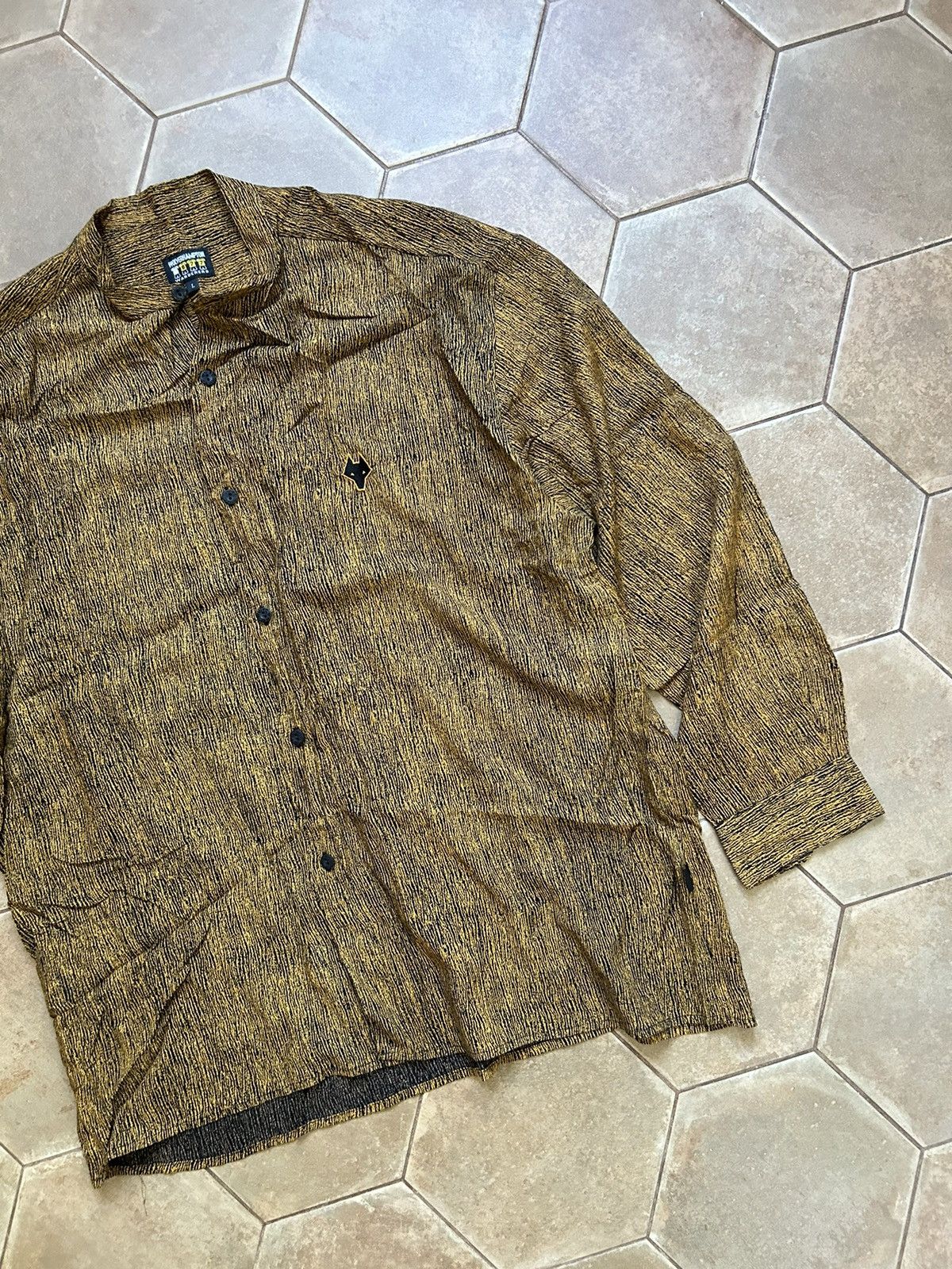 Japanese Brand wolverhampton button shirt vintage Size US L / EU 52-54 / 3 - 2 Thumbnail