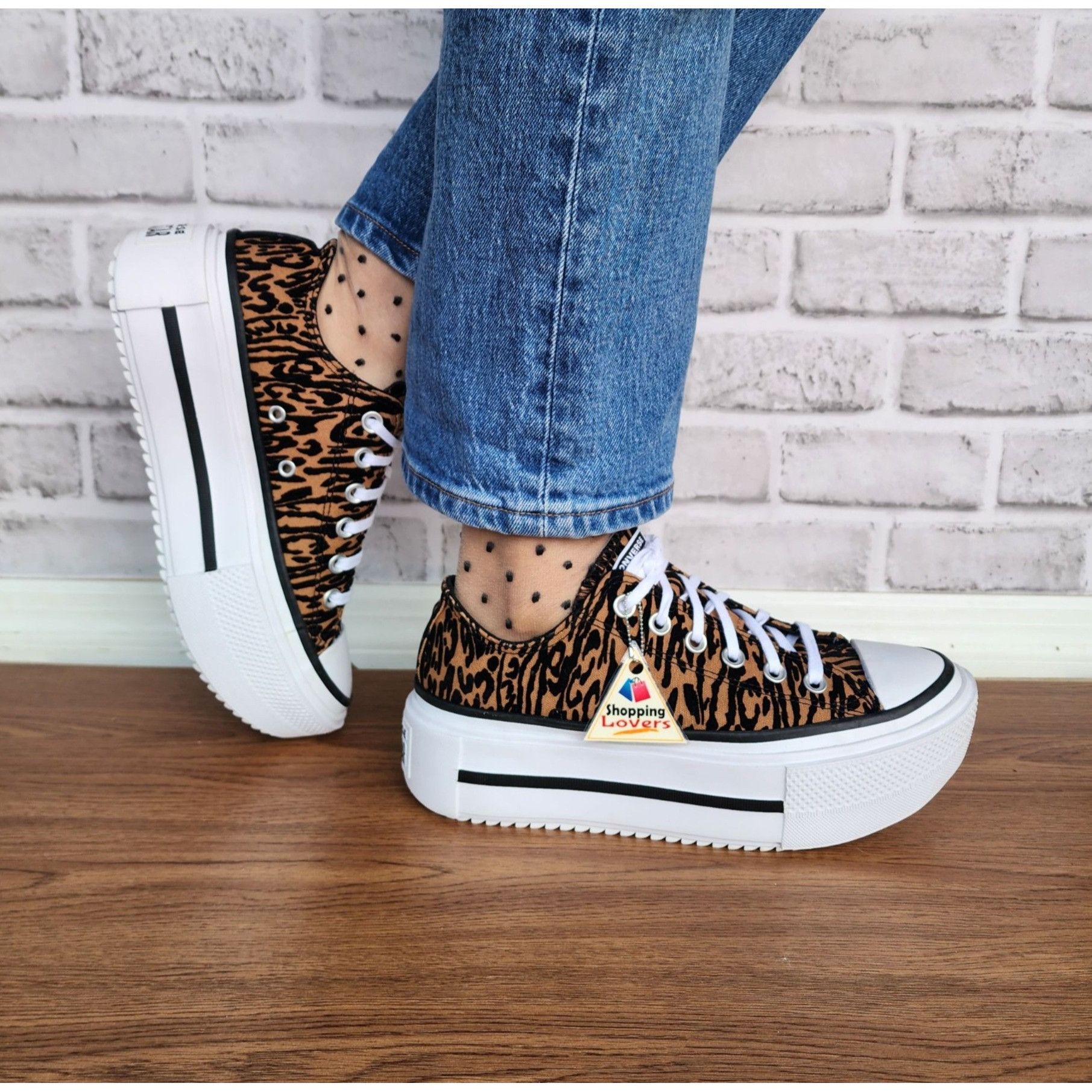 Converse Converse Chuck Taylor Lift Double Stack Low 8 Women Shoes Sn Size US 8 / IT 38 - 9 Thumbnail
