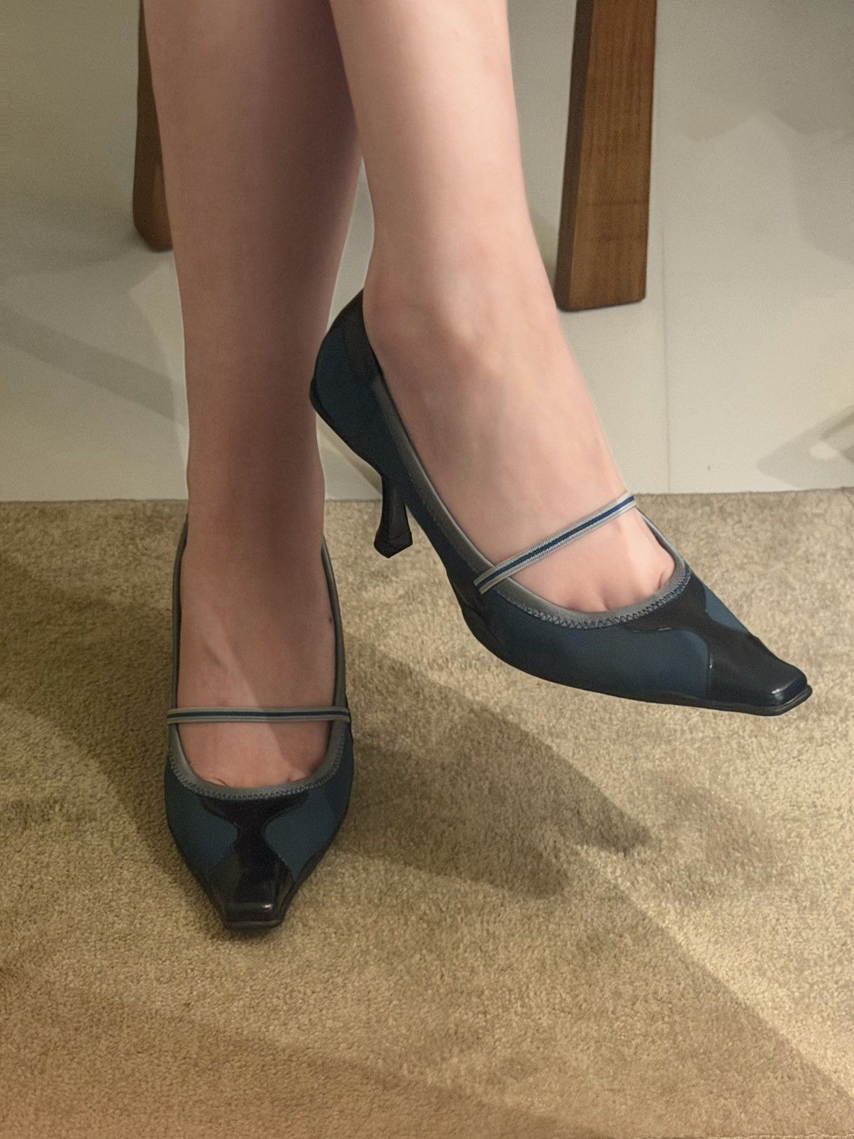 Prada Prada s/s 2000 Sporty Pointed Toe Heels with Striped Strap Size US 7.5 / IT 37.5 - 6 Thumbnail