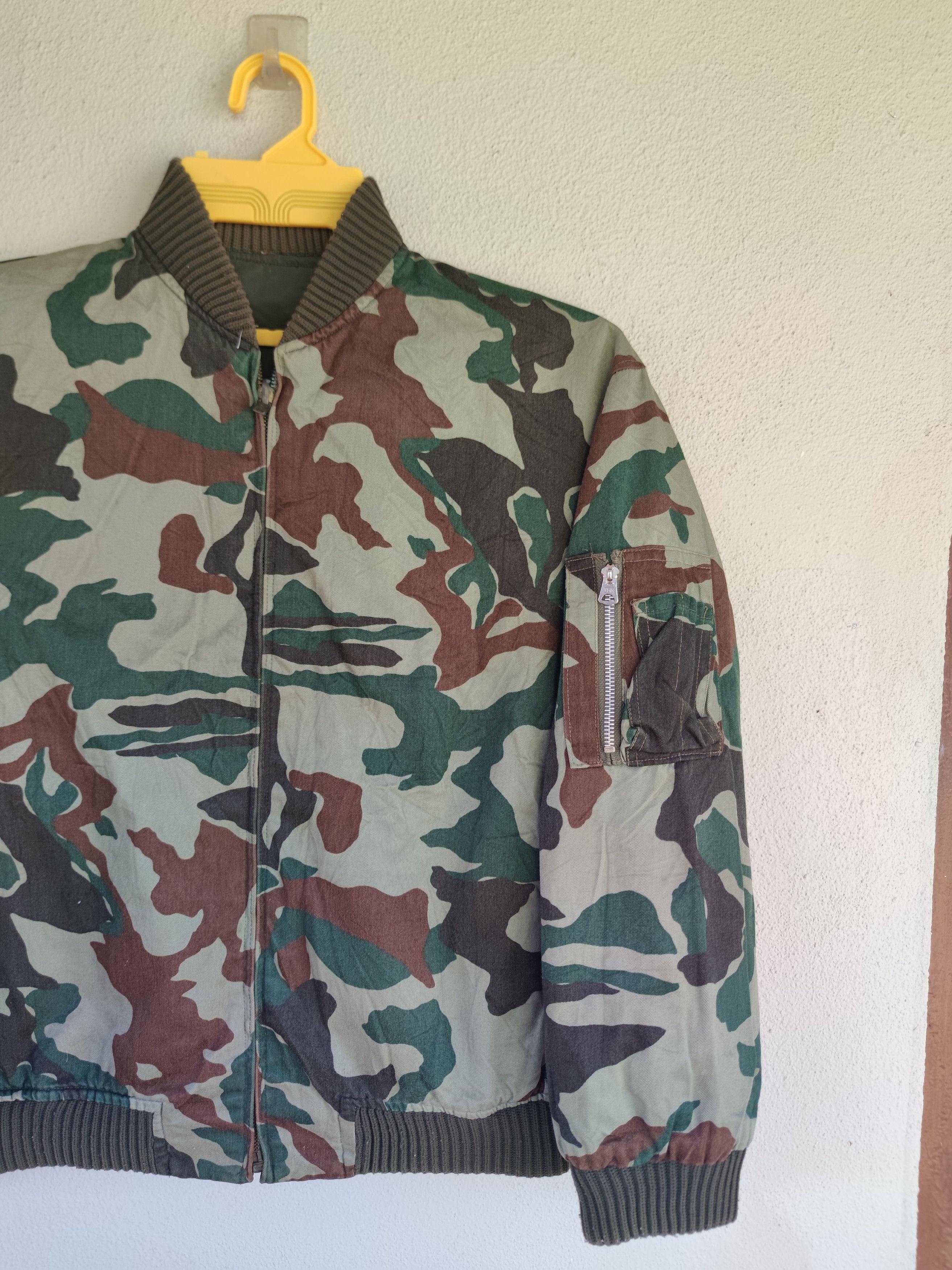 Vintage Vintage 70's JASDF MA-1 Flight Jacket Size US M / EU 48-50 / 2 - 8 Thumbnail