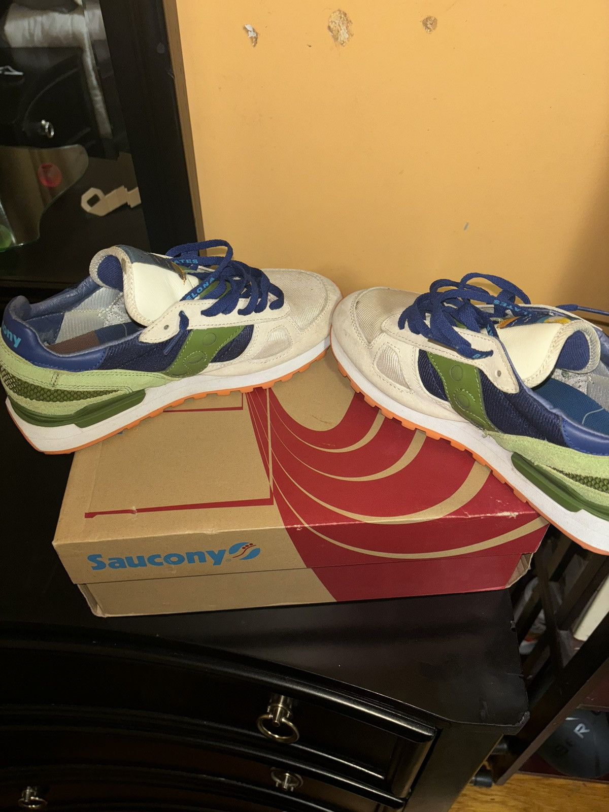 Saucony Saucony 24 Kilates Edition *RARE* Size US 9 / EU 42 - 3 Thumbnail