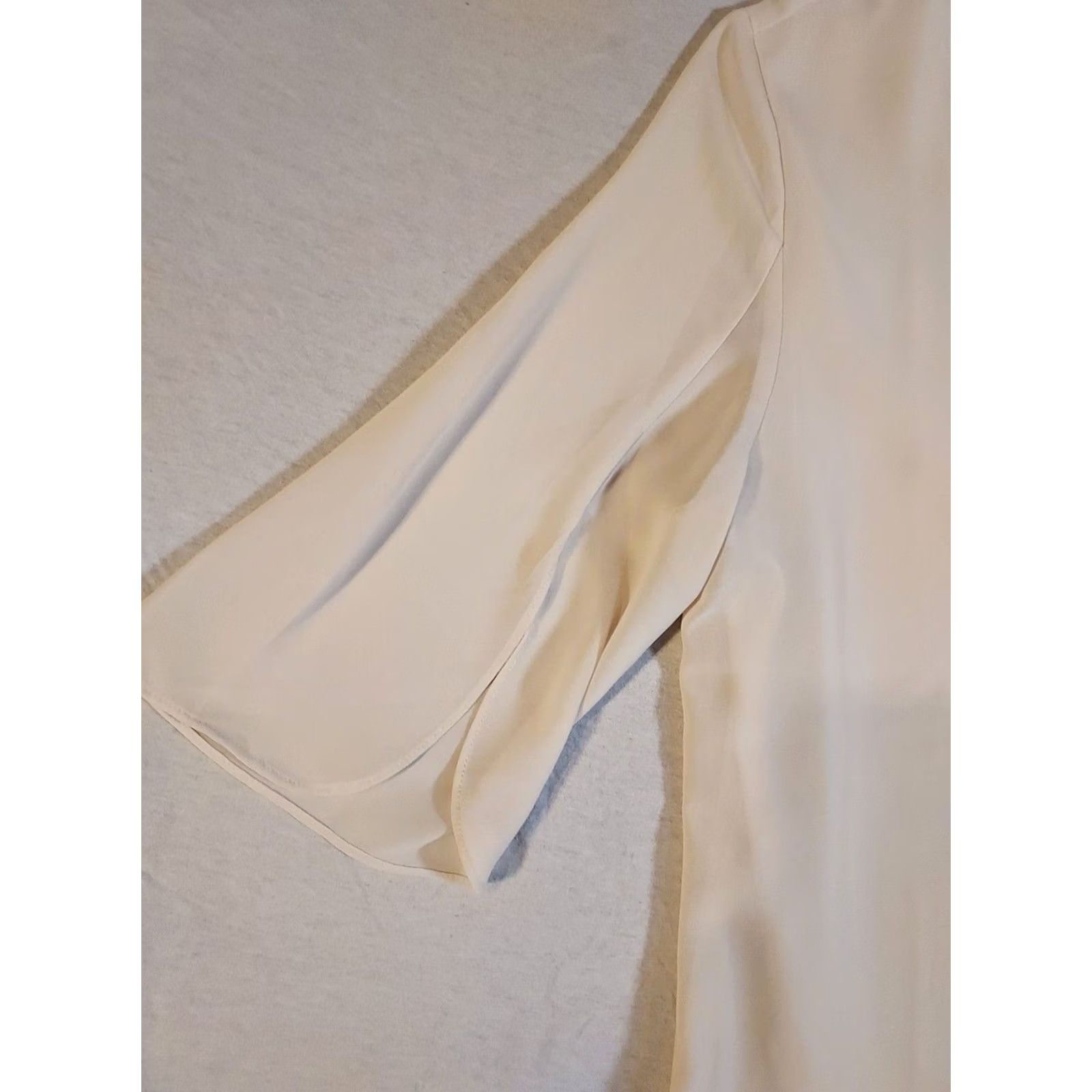 Vintage Grace Karin Blouse Women M Beige Solid Chiffon 3/4 Ruffle Size M / US 6-8 / IT 42-44 - 2 Thumbnail